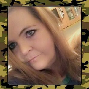 Meet your Posher, Crystal gale